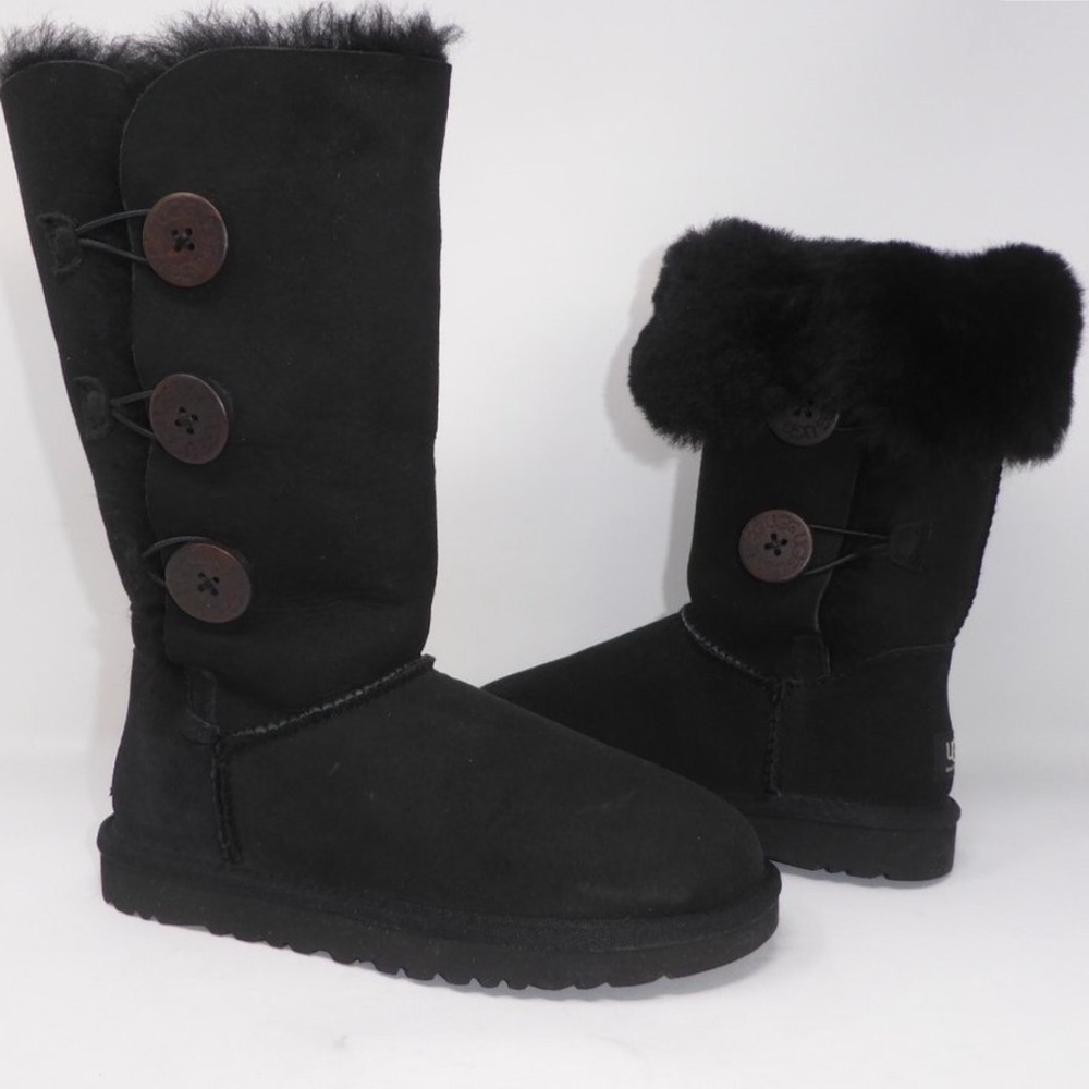 ❤️ UGG Bailey Button Triplet RARE Genuine Sheepskin Lined Classic Tall Boots New